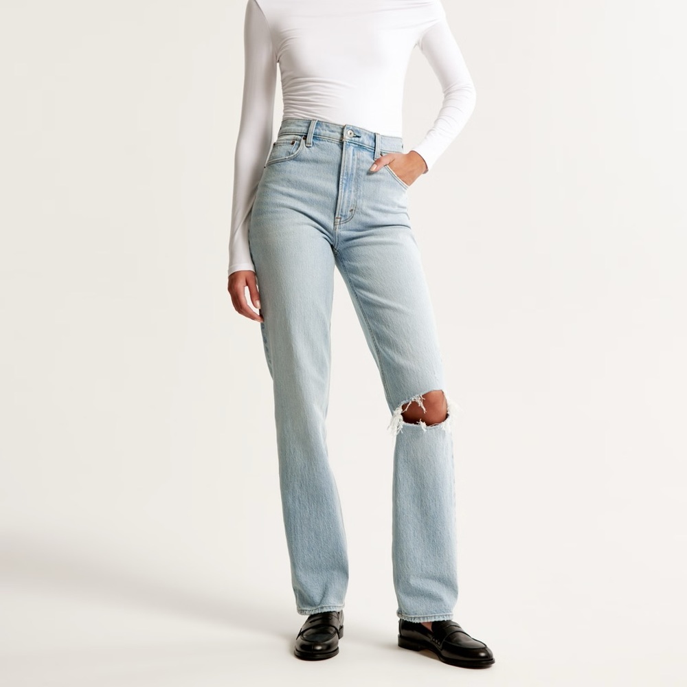 Abercrombie Ultra High Rise 90s Straight Jean